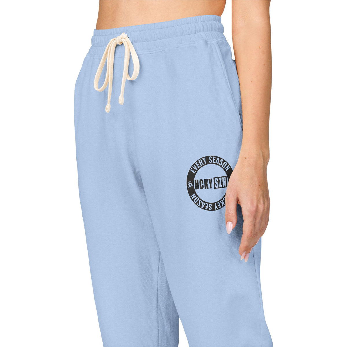 Every Season Emblem Fleece Sweatoants (Hydrangea)